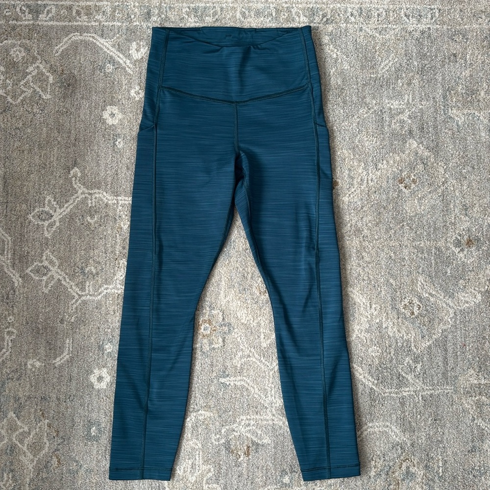 Athleta ultimate stash pocket 7/8 tight